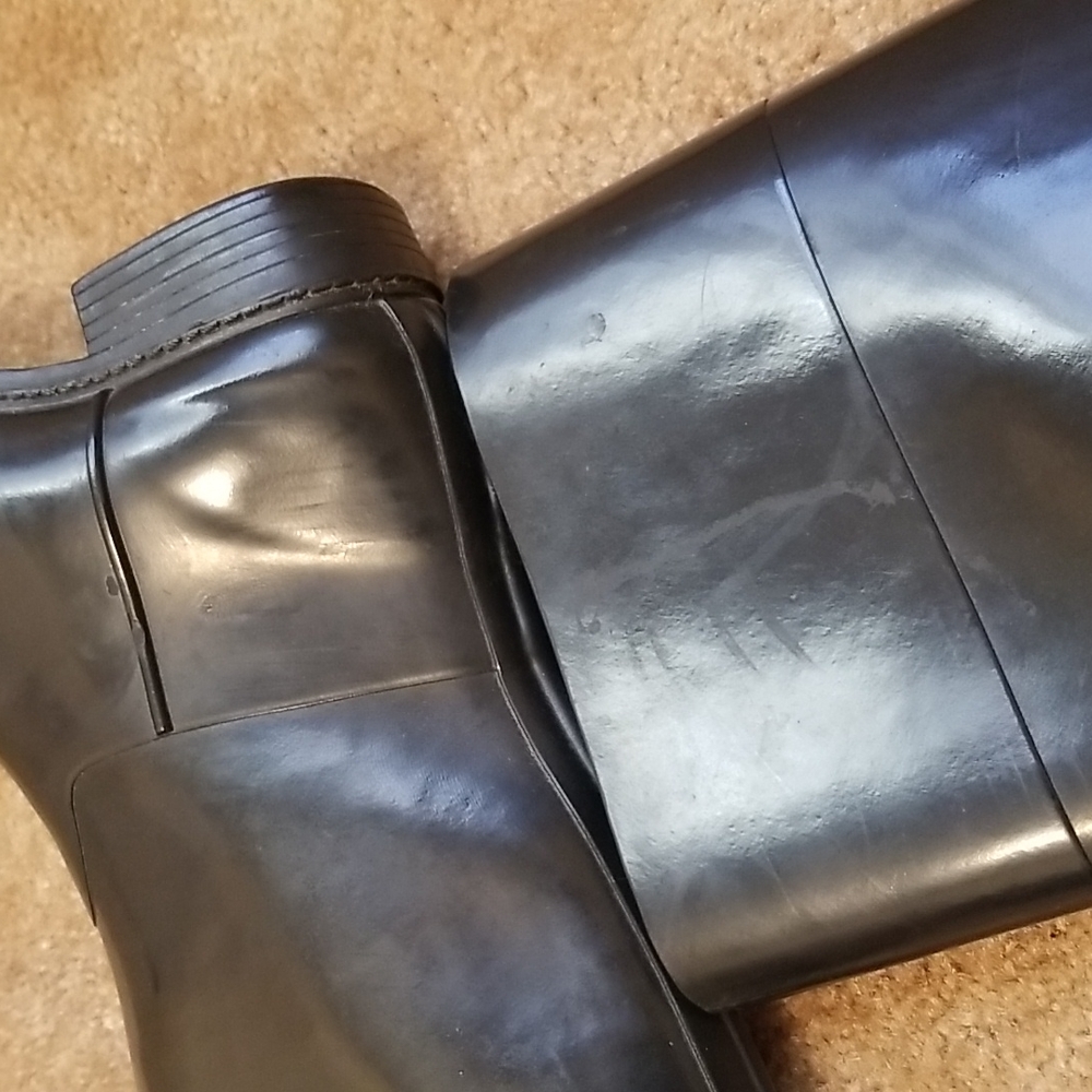 Burberry Rain Boots - Picture 14 of 16